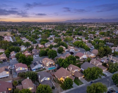 43258 33rd Street - Photo Thumbnail 26