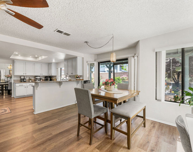 43258 33rd Street - Photo Thumbnail 10
