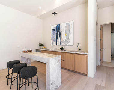 15721 Addison Street - Photo Thumbnail 36