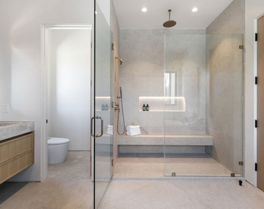 15721 Addison Street - Photo Thumbnail 50