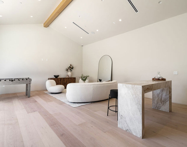 15721 Addison Street - Photo Thumbnail 41