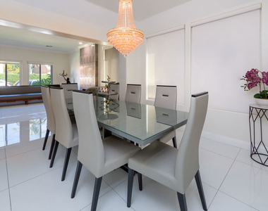 5711 Aura - Photo Thumbnail 10