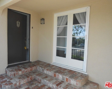 9139 W 25th Street - Photo Thumbnail 4