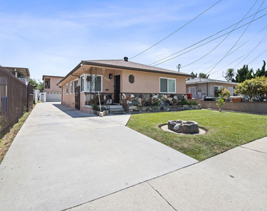 4622 W 149th Street - Photo Thumbnail 1