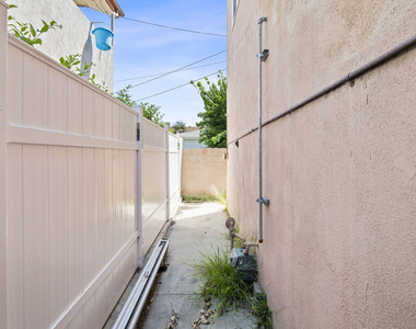 4622 W 149th Street - Photo Thumbnail 15