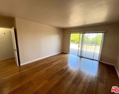 2637 Centinela Avenue - Photo Thumbnail 2