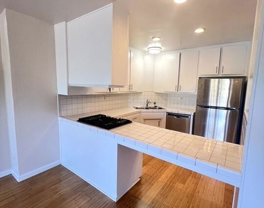 2637 Centinela Avenue - Photo Thumbnail 1