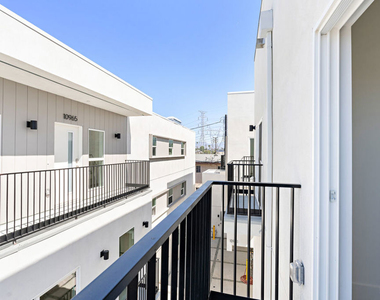 10959 Calvert - Photo Thumbnail 17
