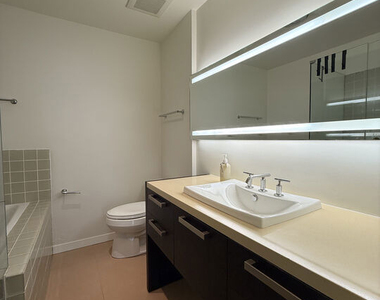 10751 Wilshire Boulevard - Photo Thumbnail 12