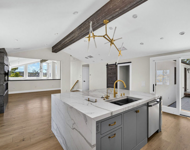 2141 Indian Springs Lane - Photo Thumbnail 11