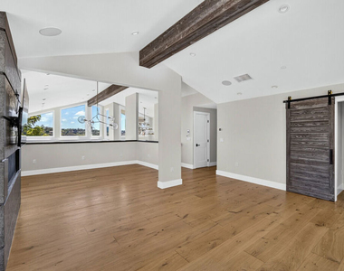 2141 Indian Springs Lane - Photo Thumbnail 12