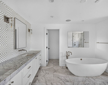 2141 Indian Springs Lane - Photo Thumbnail 14