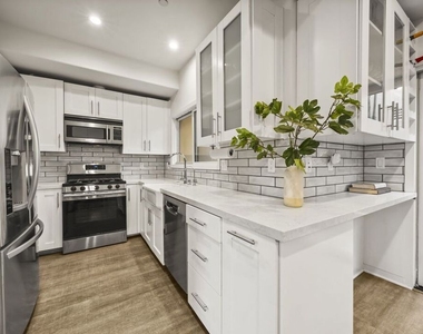 1253 18th Street - Photo Thumbnail 9