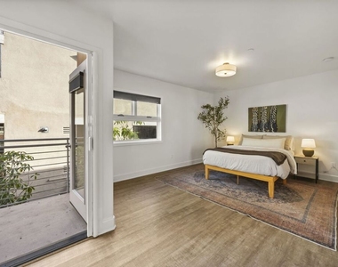 1253 18th Street - Photo Thumbnail 14