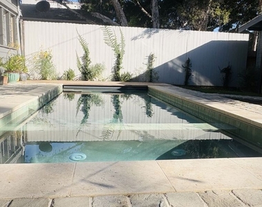 2417 Walgrove Avenue - Photo Thumbnail 21