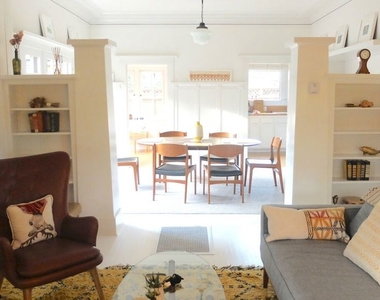 2417 Walgrove Avenue - Photo Thumbnail 7