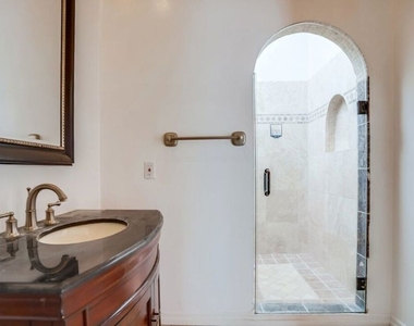 7230 W 90th Street - Photo Thumbnail 10