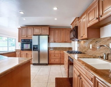 7230 W 90th Street - Photo Thumbnail 7