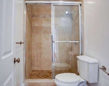 7230 W 90th Street - Photo Thumbnail 13