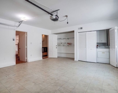 7230 W 90th Street - Photo Thumbnail 20