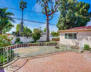 7230 W 90th Street - Photo Thumbnail 22