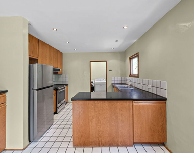 2569 Patricia Avenue - Photo Thumbnail 16
