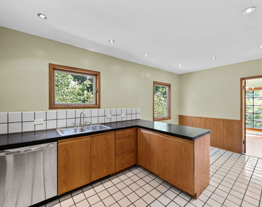 2569 Patricia Avenue - Photo Thumbnail 21