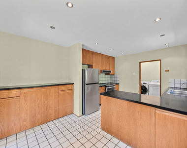 2569 Patricia Avenue - Photo Thumbnail 14