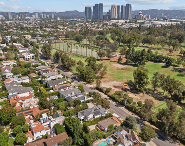 2569 Patricia Avenue - Photo Thumbnail 1