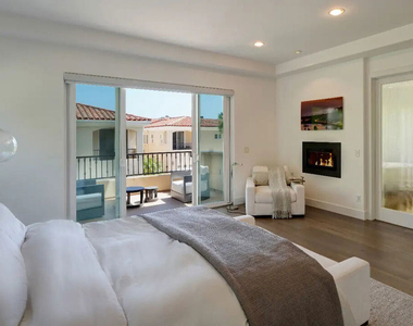 23935 De Ville Way - Photo Thumbnail 19