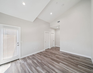 1123 Browning Boulevard - Photo Thumbnail 18