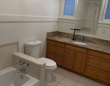 153 S Gramercy Place - Photo Thumbnail 11