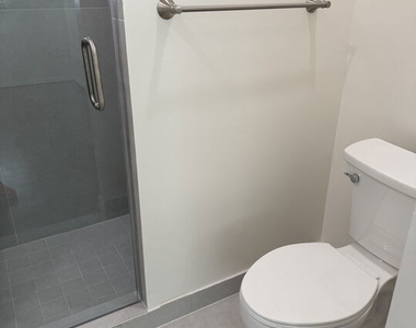 153 S Gramercy Place - Photo Thumbnail 18