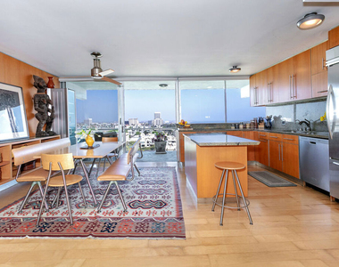 535 Ocean Avenue - Photo Thumbnail 7