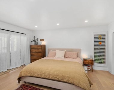 11260 Overland Avenue - Photo Thumbnail 19