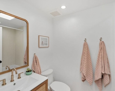 11260 Overland Avenue - Photo Thumbnail 23