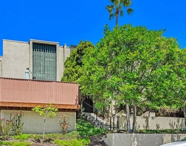 11260 Overland Avenue - Photo Thumbnail 5
