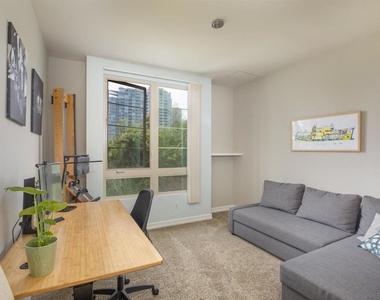 1400 Broadway - Photo Thumbnail 3
