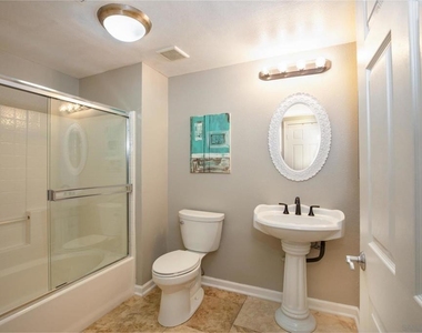 1400 Broadway - Photo Thumbnail 11