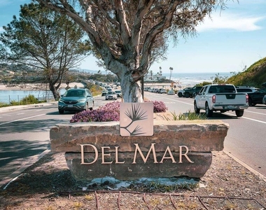 1060 America Way - Photo Thumbnail 33