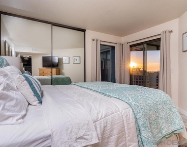 1060 America Way - Photo Thumbnail 25