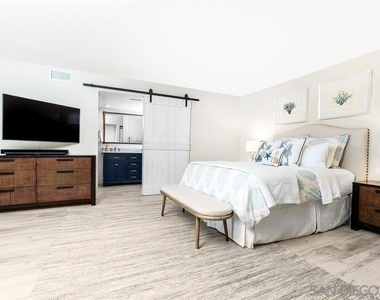 1060 America Way - Photo Thumbnail 21