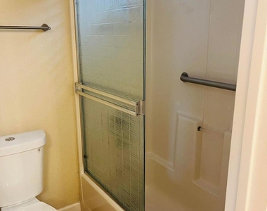 8044 Solana St - Photo Thumbnail 16