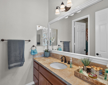 61414 Topaz Drive - Photo Thumbnail 23