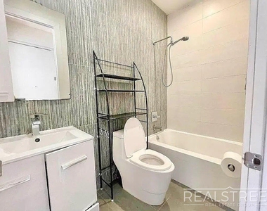 22 Catherine St - Photo Thumbnail 8