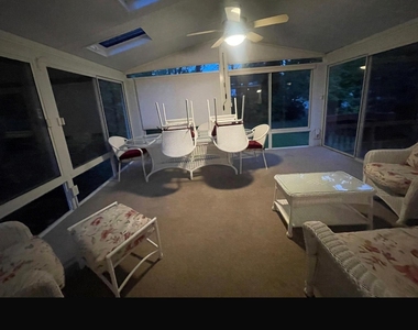 18 Greenwich Road - Photo Thumbnail 18