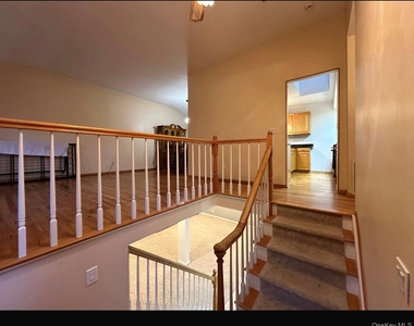 18 Greenwich Road - Photo Thumbnail 16