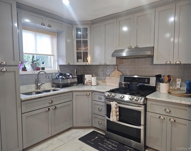 127 Amherst Road - Photo Thumbnail 5
