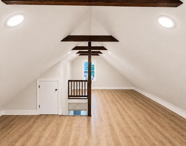 1333 5th Avenue - Photo Thumbnail 5