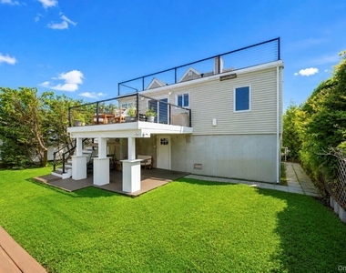 308 Bedell Street - Photo Thumbnail 2